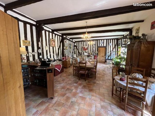 Maison 12 pièces 340 m²