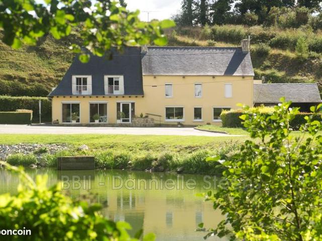 Maison 12 pièces 340 m²