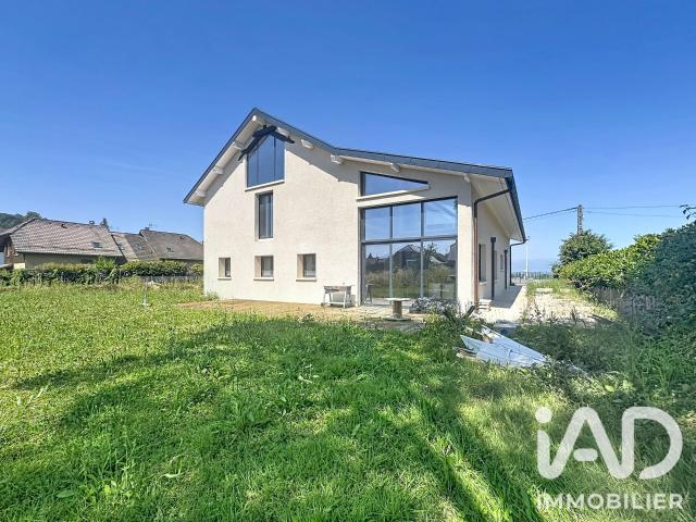 Maison 12 pièces 346 m²