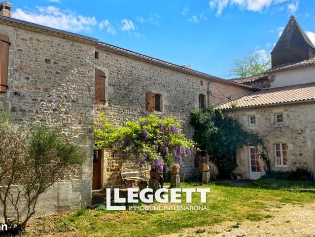 Maison 12 pièces 361 m²