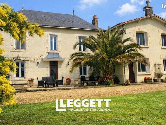 Maison 12 pièces 368 m²