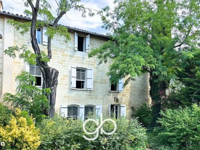Maison 12 pièces 369 m²