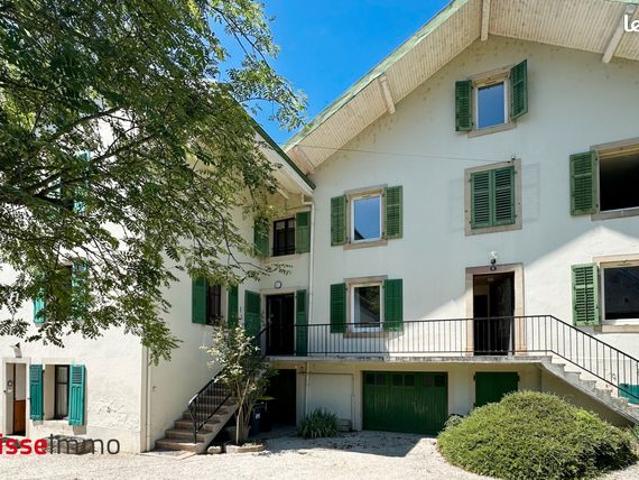 Maison 12 pièces 373 m²