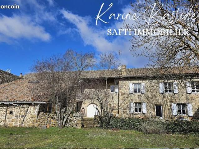 Maison 12 pièces 370 m²
