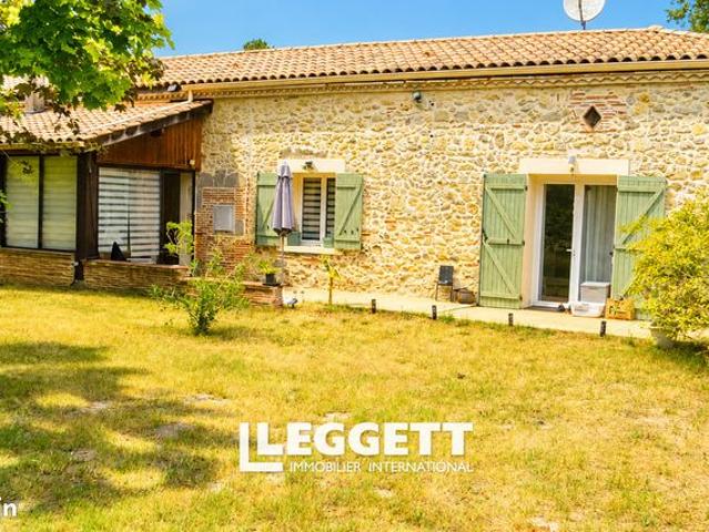 Maison 12 pièces 375 m²