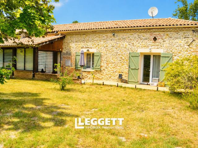 Maison 12 pièces 375 m²