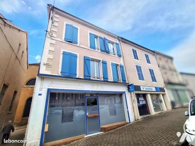 Maison 12 pièces 382 m²