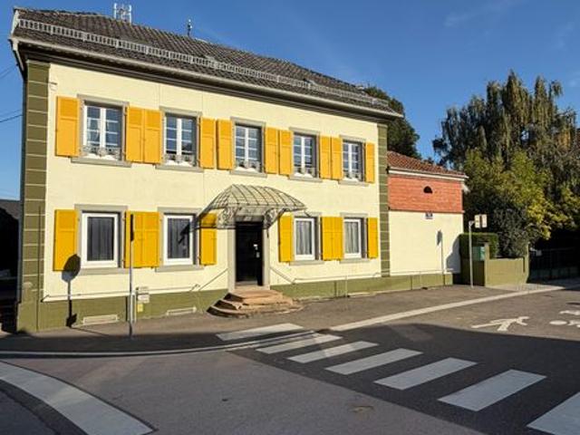 Maison 12 pièces 300 m²