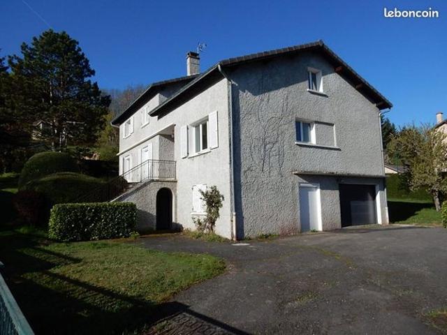 Maison 12 pièces 302 m²