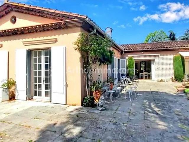 Maison 12 pièces 307 m²