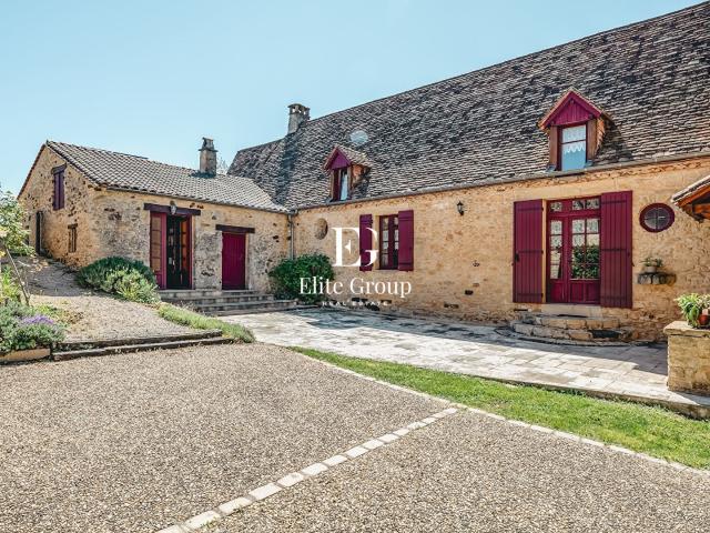 Maison 12 pièces 304 m²