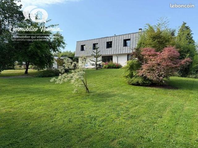 Maison 12 pièces 305 m²