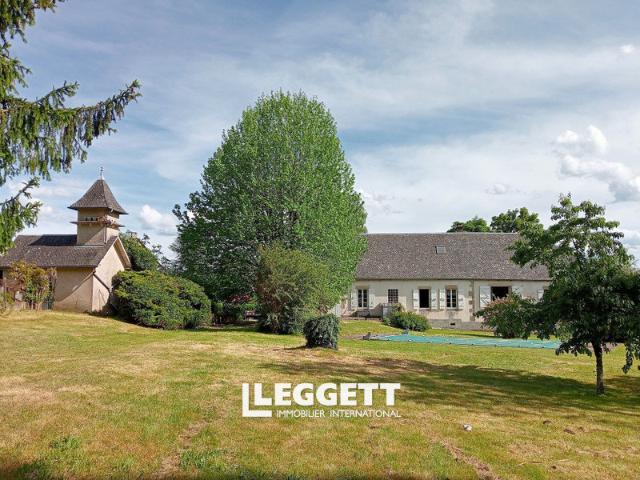 Maison 12 pièces 306 m²