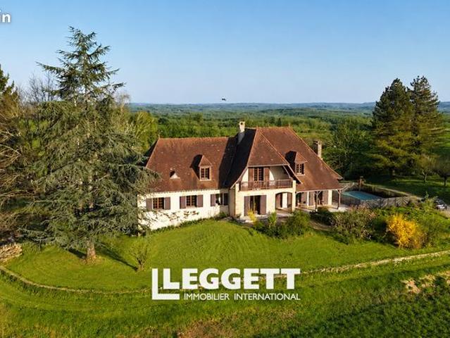 Maison 12 pièces 308 m²