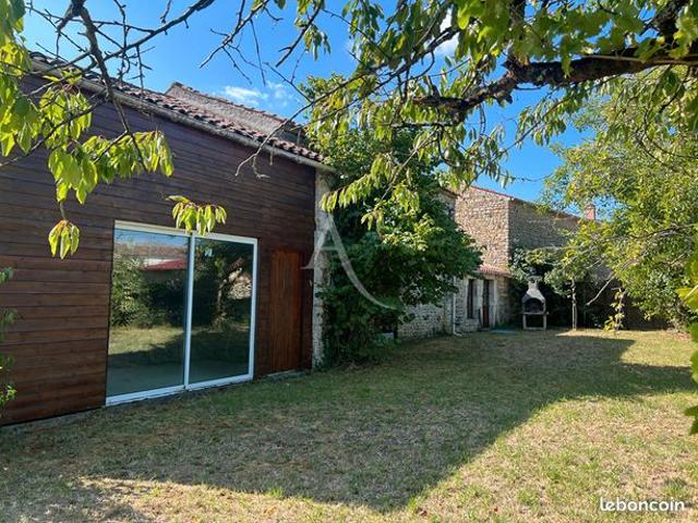 Maison 12 pièces 310 m²