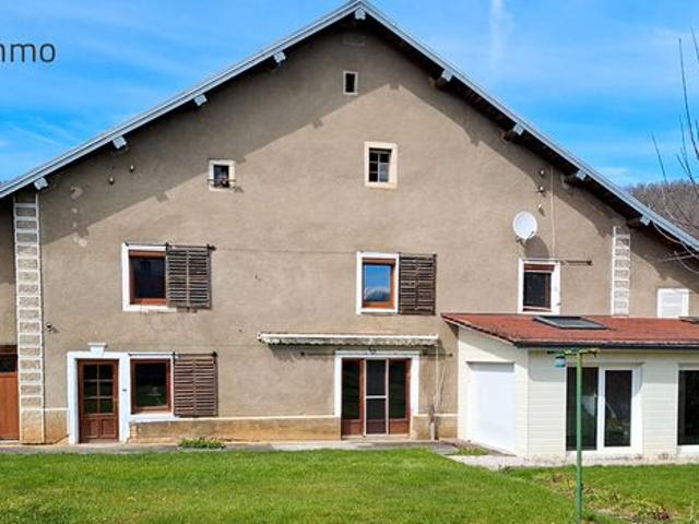 Maison 12 pièces 310 m²
