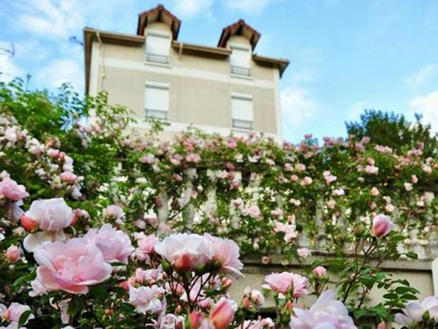Maison 12 pièces 311 m²