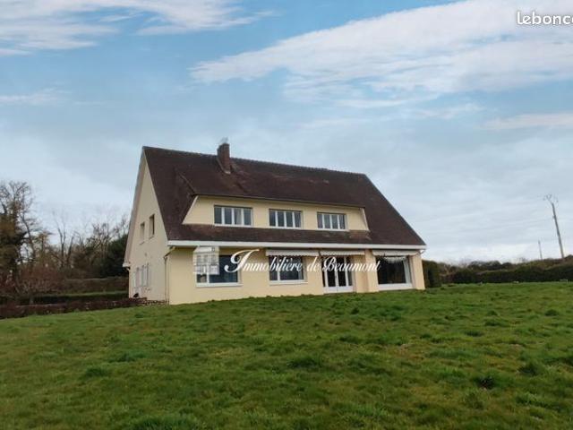 Maison 12 pièces 317 m²
