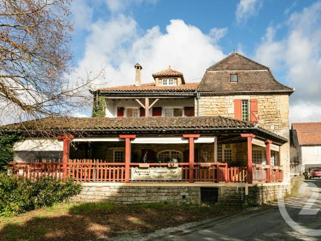 Maison 12 pièces 314 m²