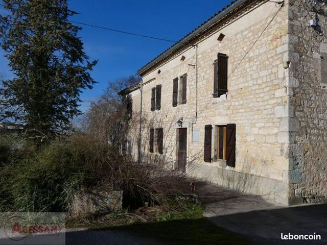 Maison 12 pièces 315 m²