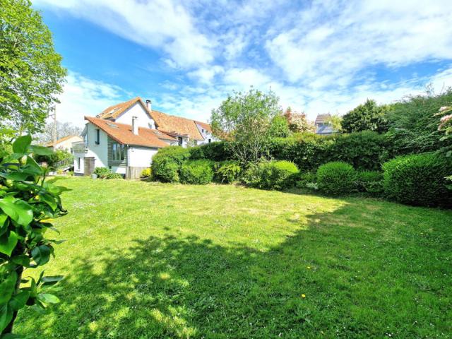 Maison 12 pièces 320 m2