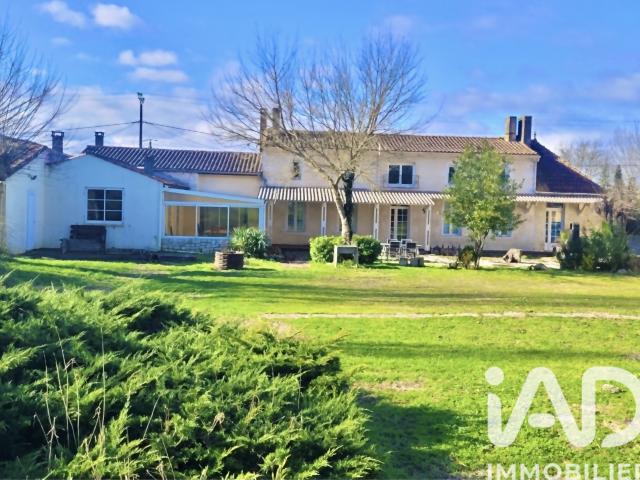 Maison 12 pièces 325 m²