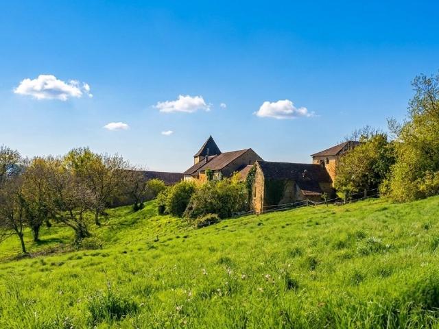 Maison 12 pièces 332 m²