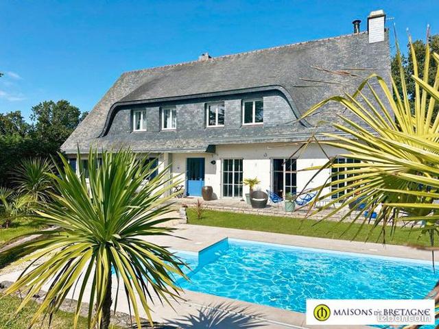 Maison 12 pièces 335 m²