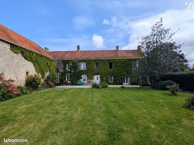 Maison 12 pièces 335 m²