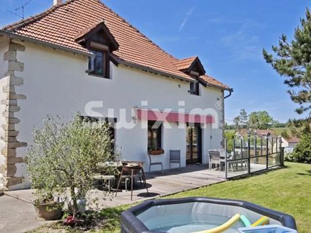 Maison 12 pièces 339 m²
