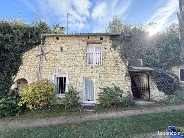 Maison 12 pièces 442 m²