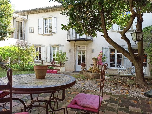 Maison 12 pièces 445 m²