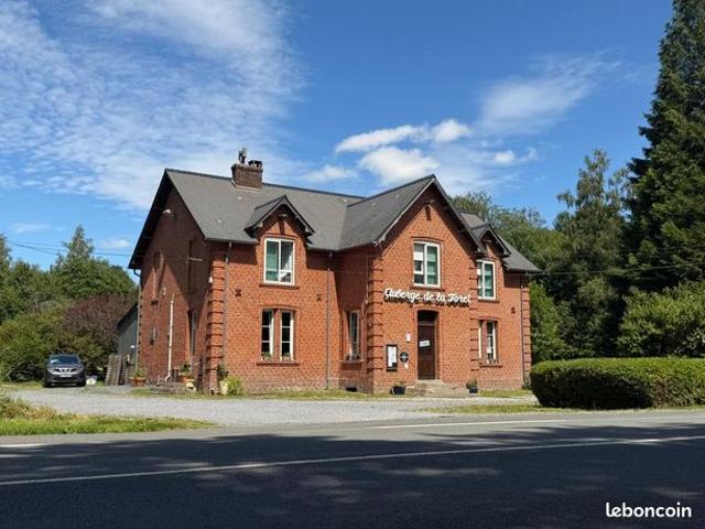 Maison 12 pièces 452 m²