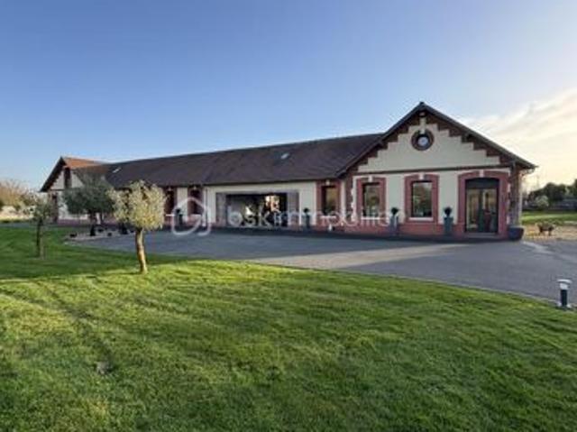 Maison 12 pièces 460 m²