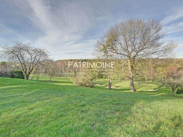 Maison 12 pièces 461 m²