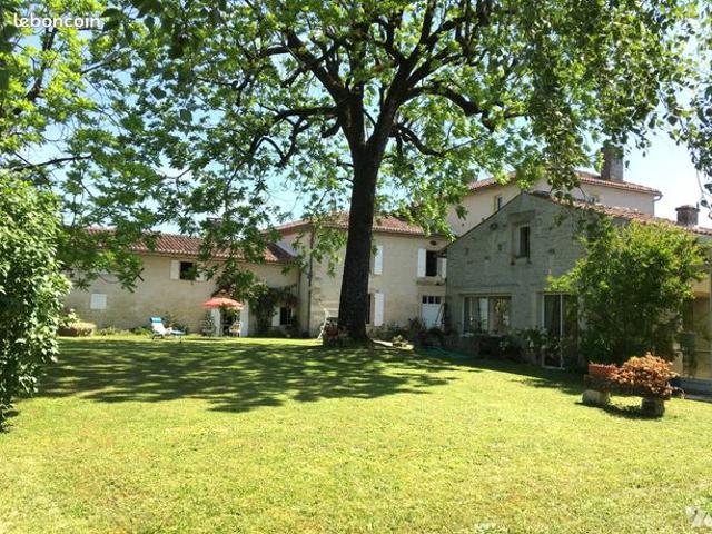 Maison 12 pièces 480 m²