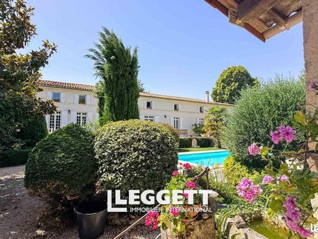 Maison 12 pièces 482 m²