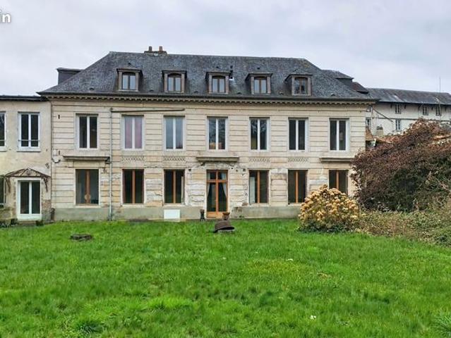Maison 12 pièces 400 m²