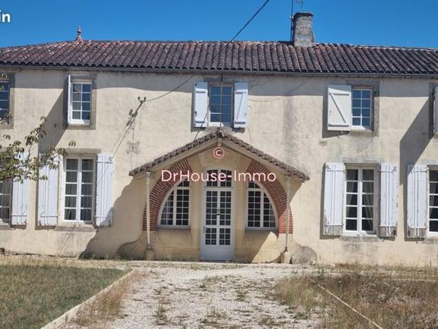 Maison 12 pièces 407 m²