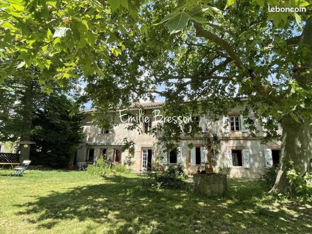 Maison 12 pièces 413 m²