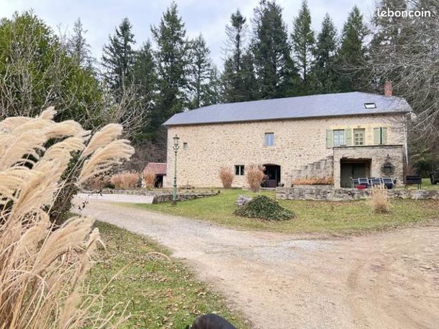 Maison 12 pièces 425 m²