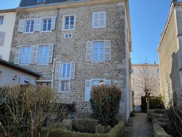 Maison 12 pièces 435 m²