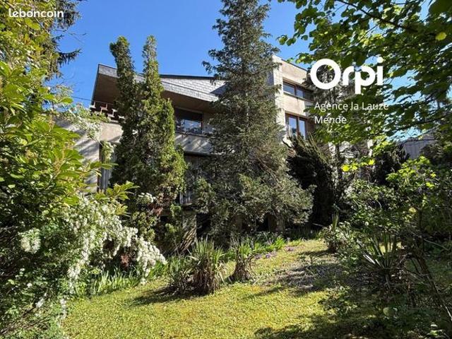 Maison 12 pièces 435 m²