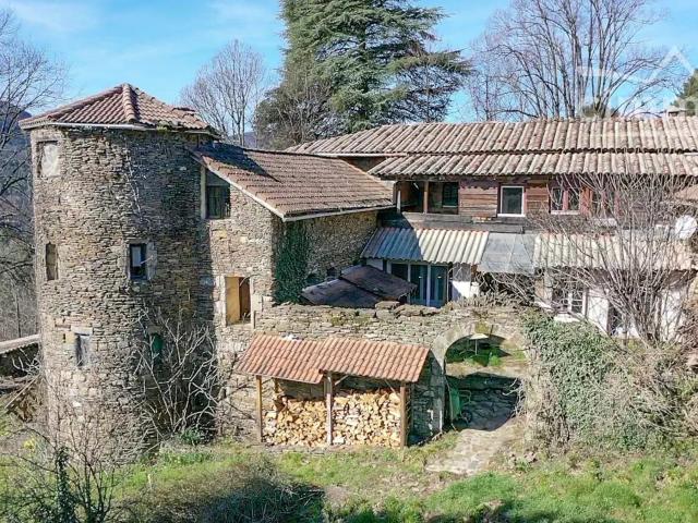 Maison 12 pièces 436 m²