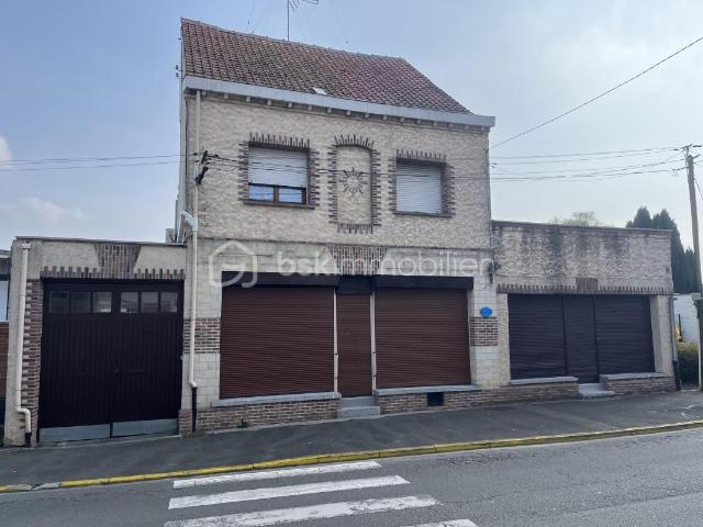Maison 12 pièces 550 m²
