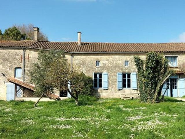 Maison 12 pièces 562 m²