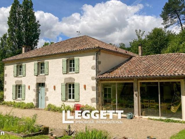 Maison 12 pièces 504 m²