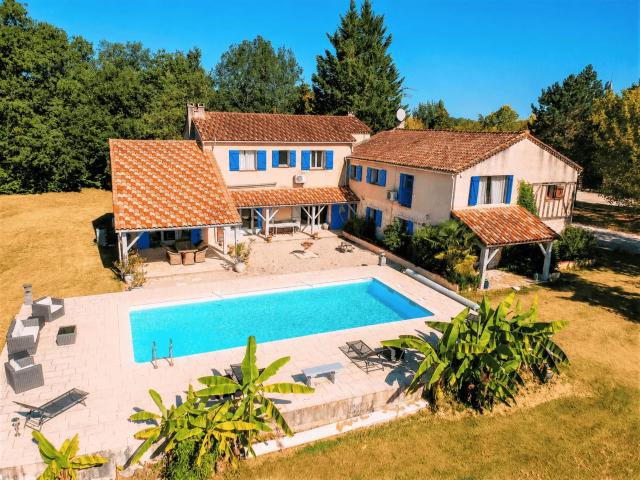 Maison 12 pièces 516 m²