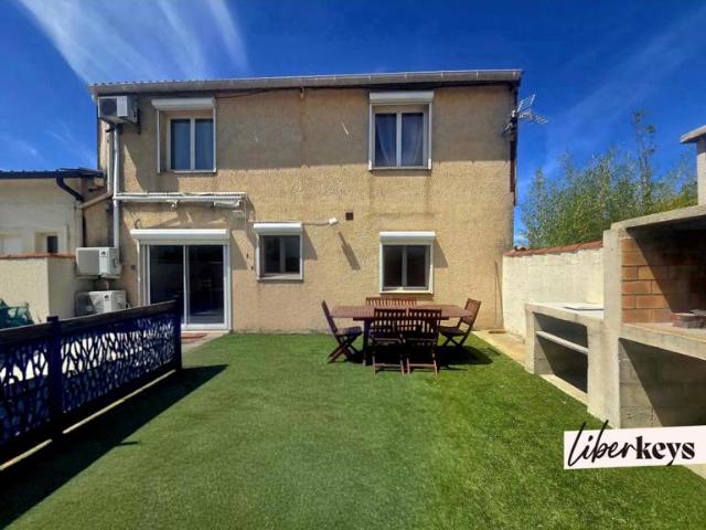 Maison 135 m² – 4 chambres + pièce polyvalente – Grand volume à petit prix