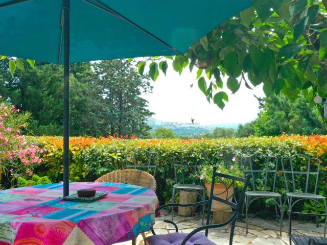 Maison 135 m² avec 2 mazets en pierre et bassin aperçu mer 135m² Saint Cézaire sur Siagne